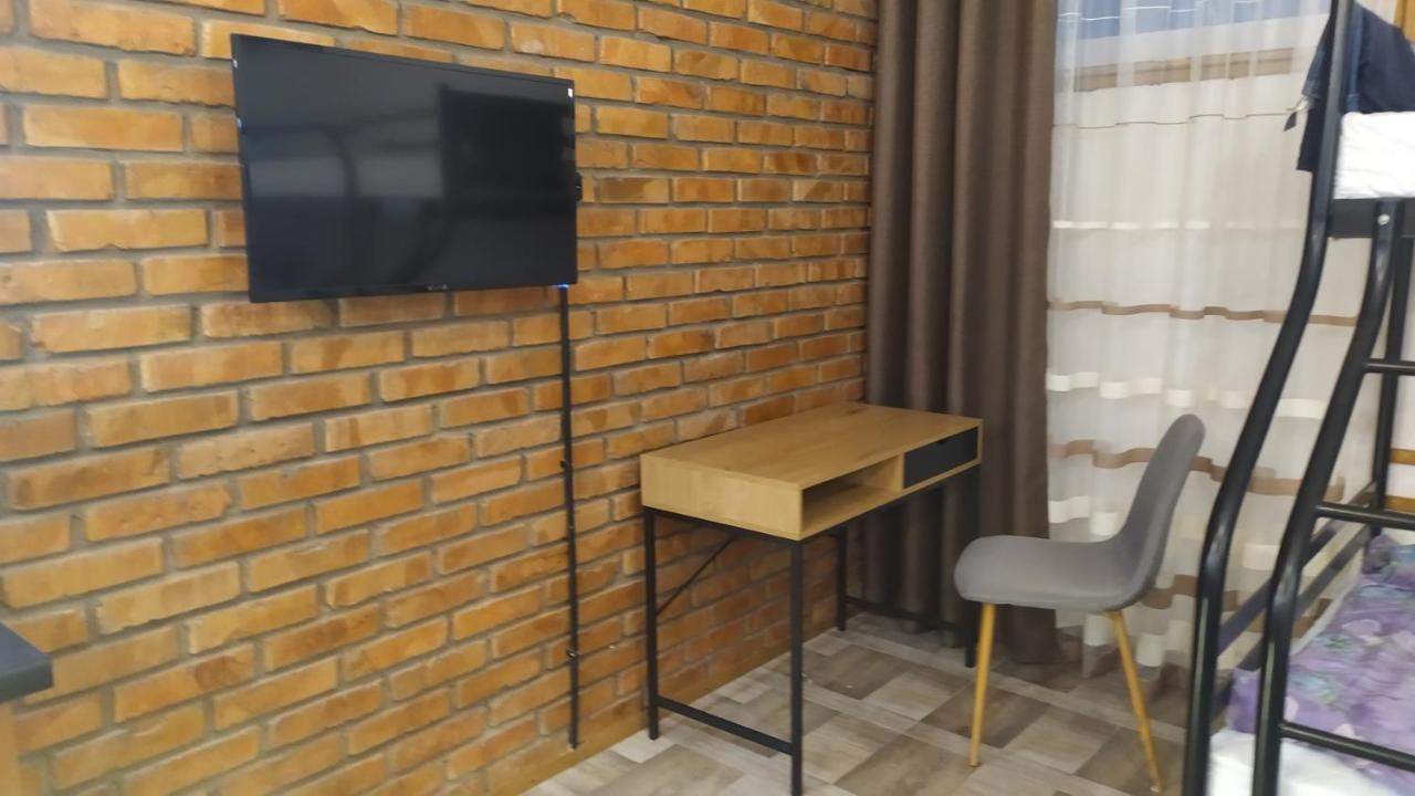 Loft House Aparthotel Odessa Exteriör bild